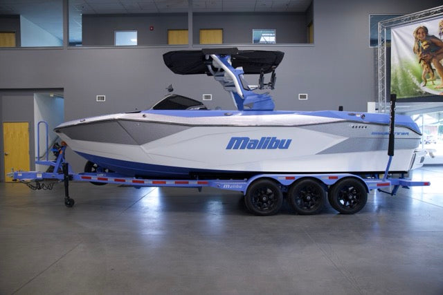 2026 Malibu 26 LSV