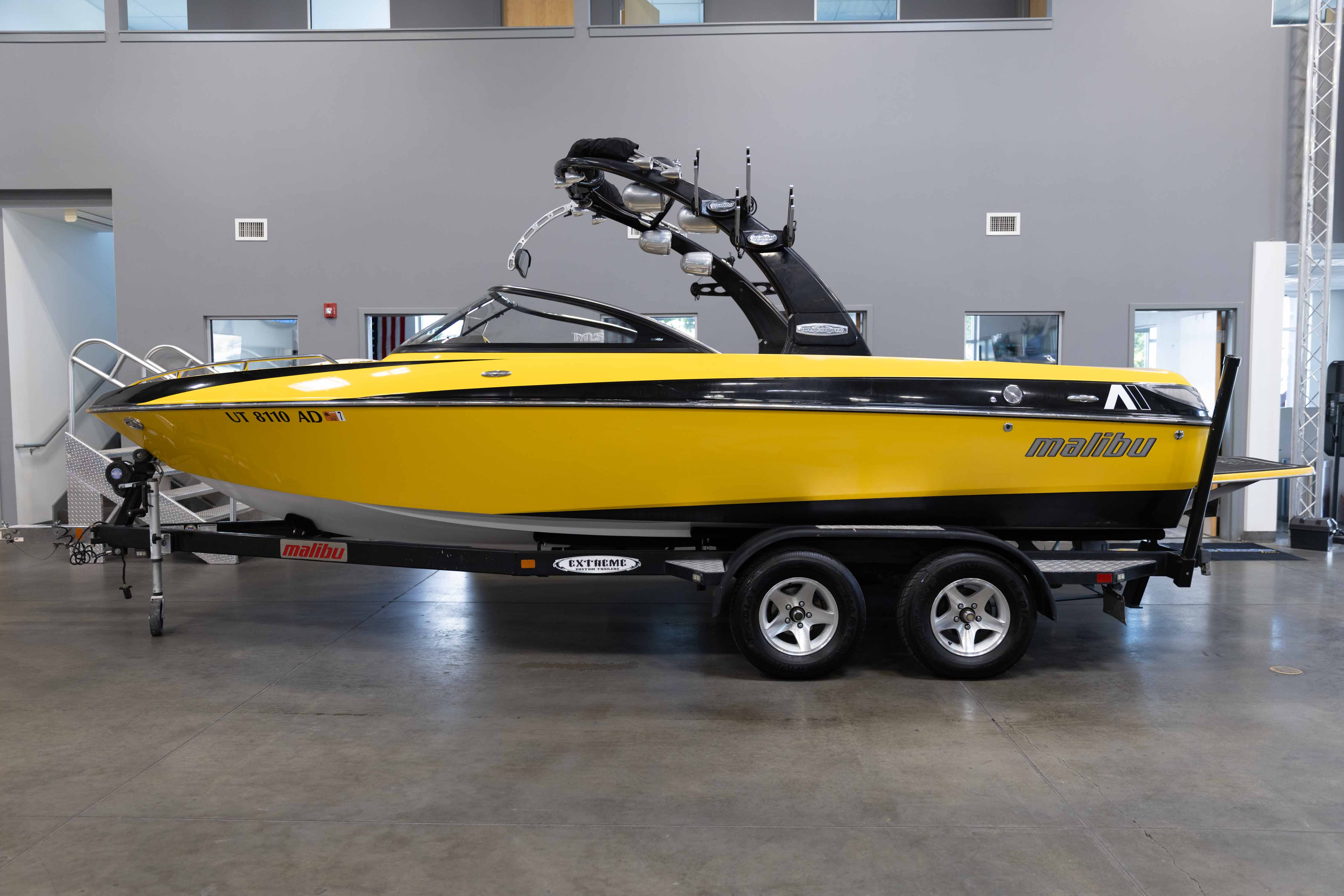マブラヴ ラファール 06 2006 Malibu 21 VLX – Taylor's Boats