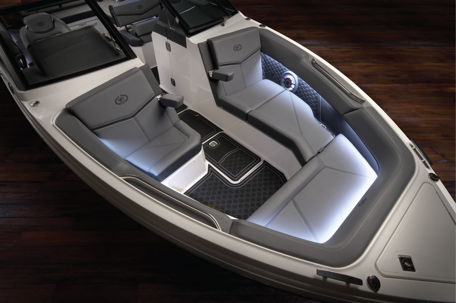 COBALT R8 Surf
