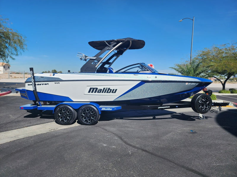 2019 Malibu 23 LSV