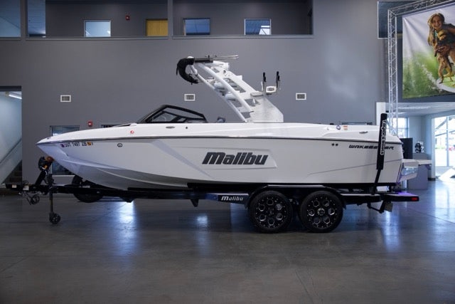 2020 Malibu 23 LSV