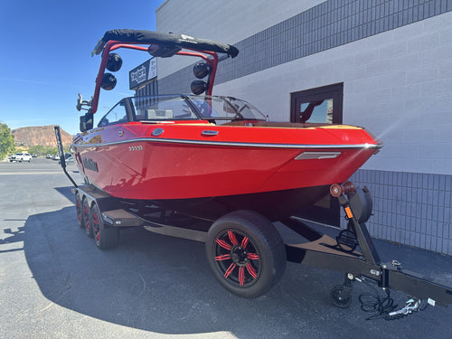 2024 Malibu 23 LSV
