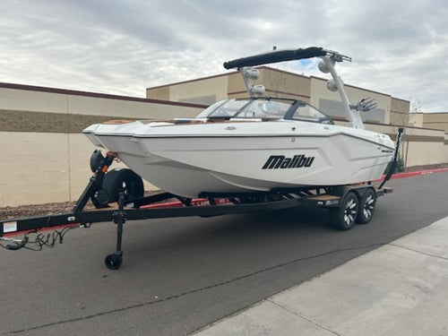 2025 Malibu 22 MXZ