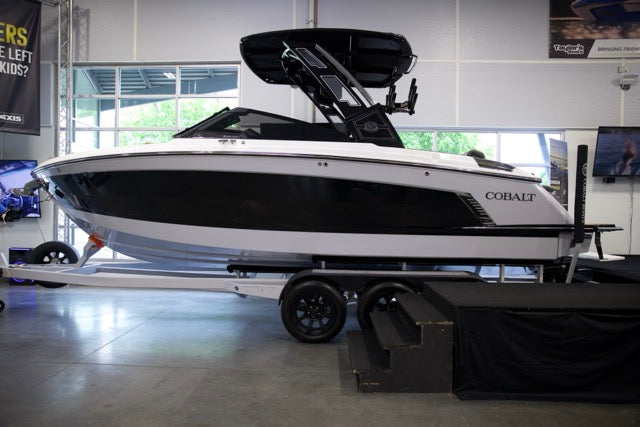 2025 Cobalt R6 SURF