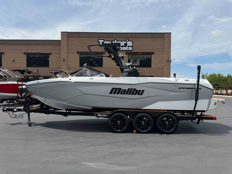 2026 Malibu 25 LSV