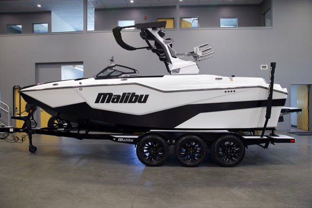 2026 Malibu M230