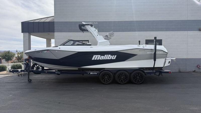 2023 Malibu 26 LSV