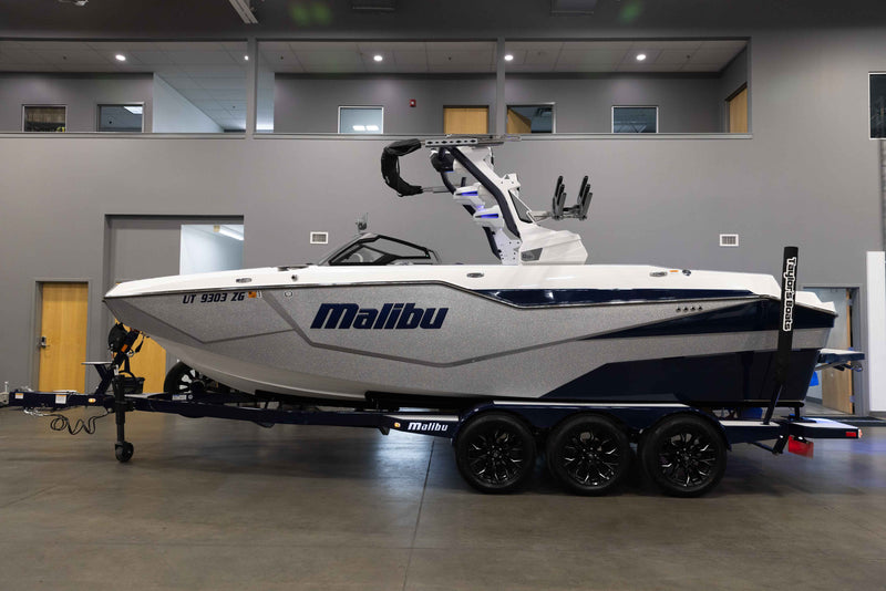 2025 Malibu M242