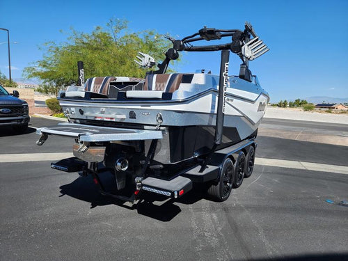 2024 Malibu M242