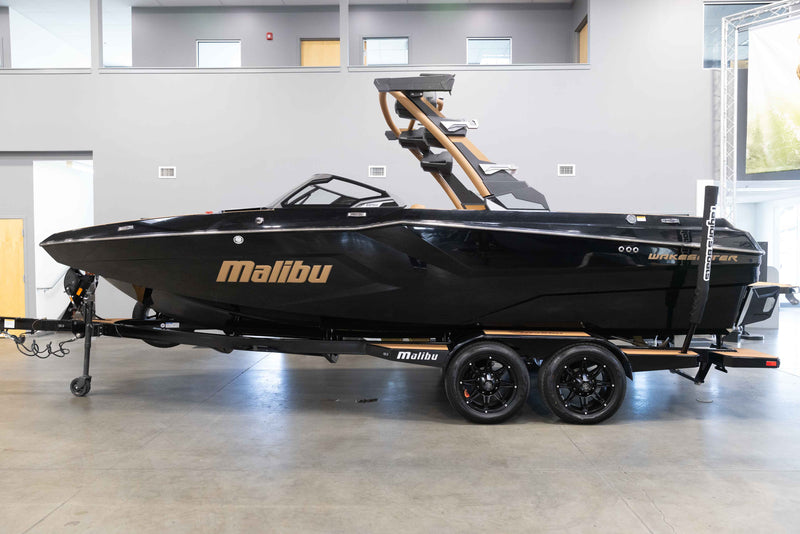 2026 Malibu 23 MXZ