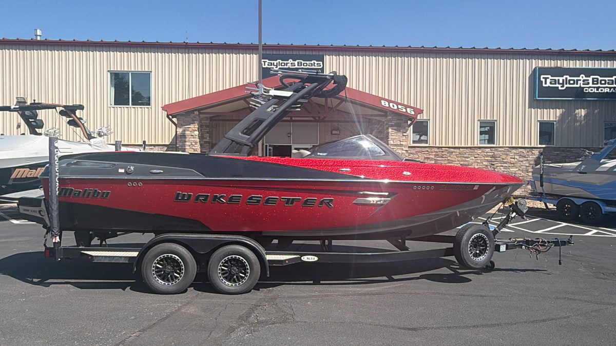 2015 Malibu 23 LSV