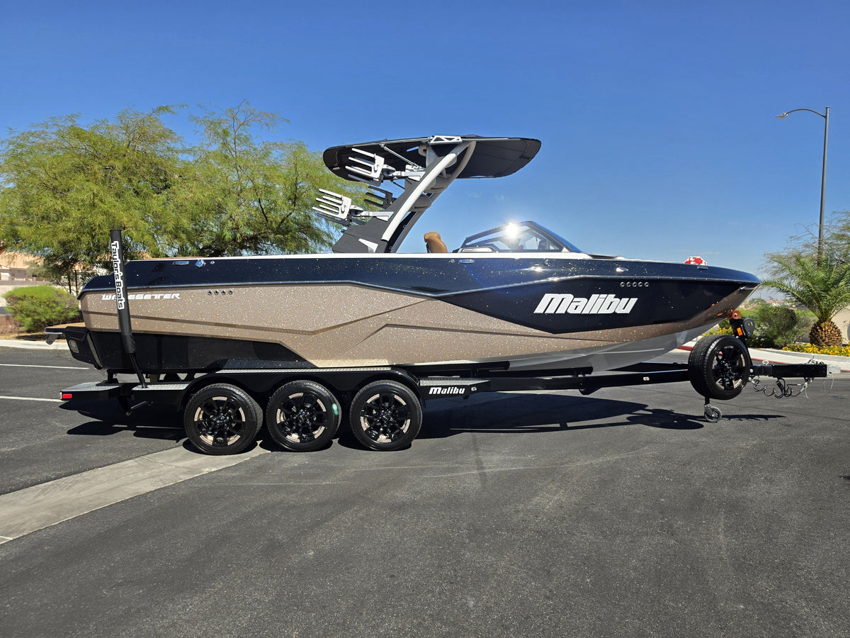 2022 Malibu Wakesetter 25 LSV