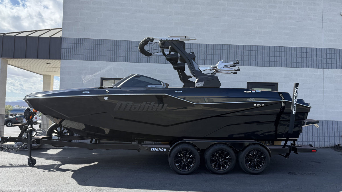 2025 Malibu M242