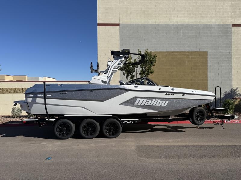 2026 Malibu 24 MXZ