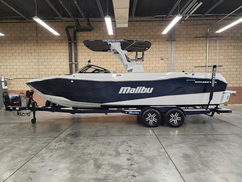 2025 Malibu 26 LSV