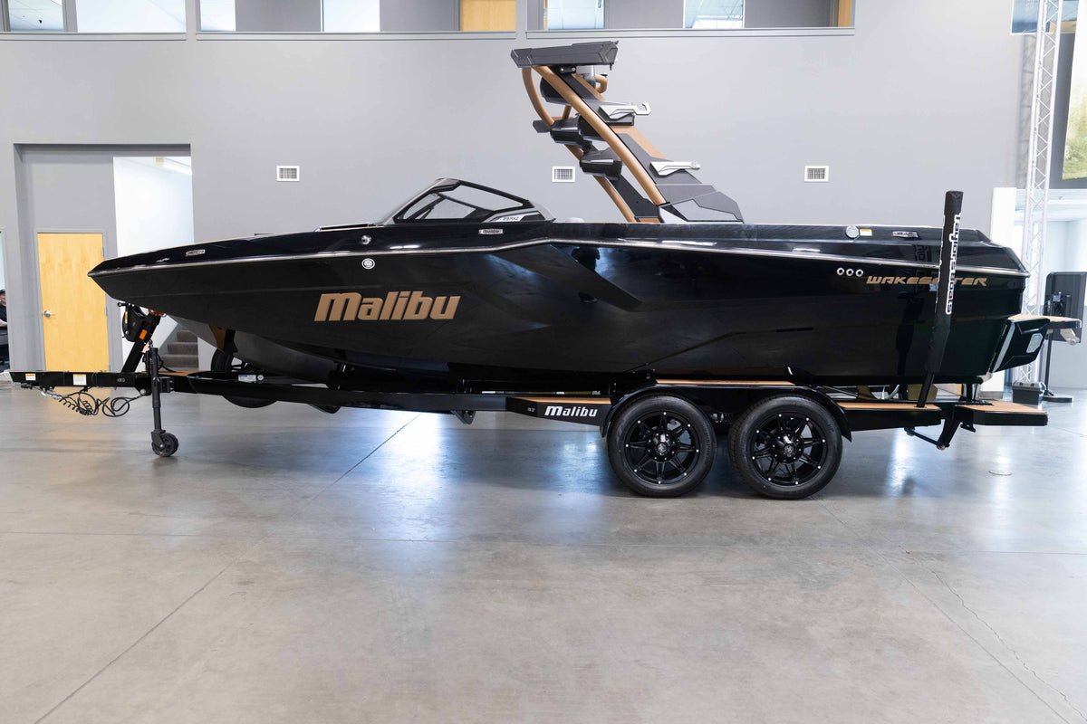 2026 Malibu 23 MXZ