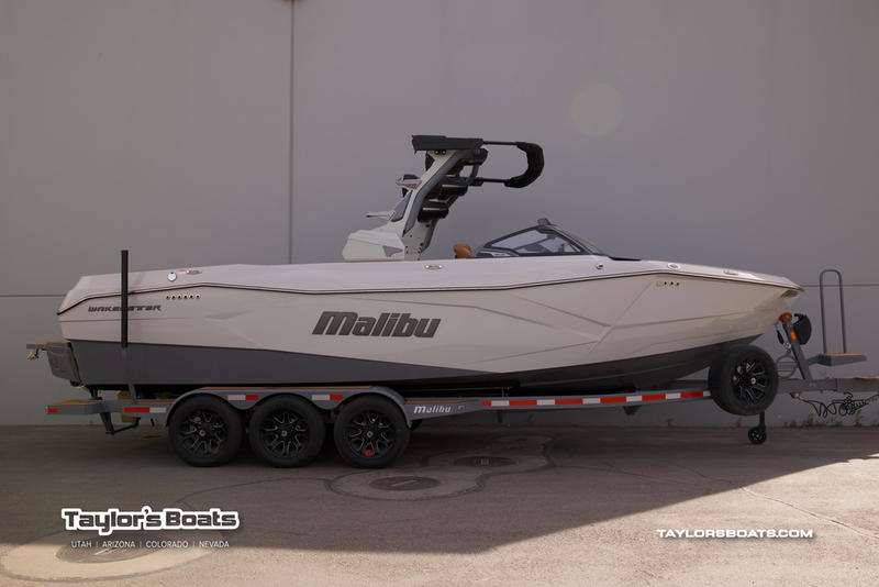 2026 Malibu 26 LSV