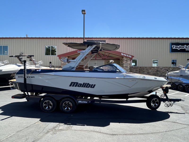 2026 Malibu 23 LSV